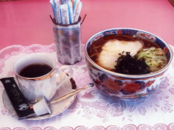 Tororo soba, coffee brewed with water from Nanayo-no-taki Falls, & kenchin-jiru soup
